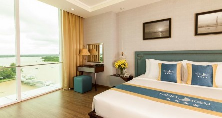 Khách sạn Ninh Kiều Riverside 4 sao
