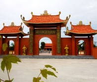 Tour vườn trái cây Cần Thơ – Lò Hủ Tiếu -Thiền Viện Trúc Lâm – Di Tích Vườn Mận nửa ngày