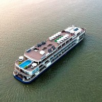 Du Thuyen Victoria Mekong N