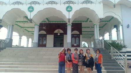 Tour Châu Đốc 1 ngày: Làng Cá Bè – Làng Chăm – Miếu Bà Chúa Xứ – Chùa Hang – Rừng Tràm Trà Sư