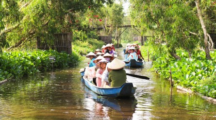 Tour Miền Tây từ TP HCM 4 ngày 3 đêm: An Giang – Cồn Én – Châu Đốc – Làng Chăm – Trà Sư – Hà Tiên – Cần Thơ