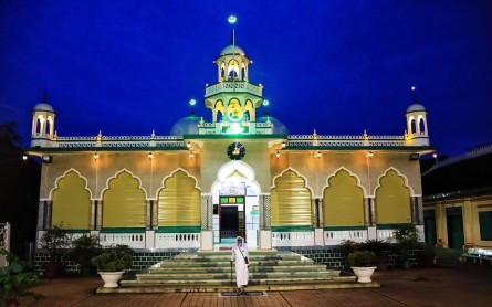 Thánh Đường Hồi Giáo Mubarak – Điểm đến ấn tượng của An Giang
