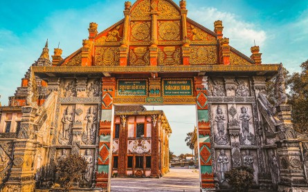 Vãn cảnh Chùa Ghositaram ở Bạc Liêu