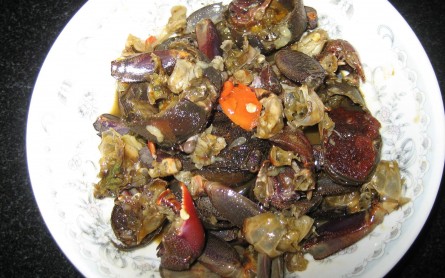 Tìm hiểu nghề muối ba khía ở Cà Mau