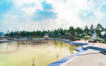 Công viên Ánh Sáng Kỳ Quan Cổ Đại The Miracle – Hậu Giang