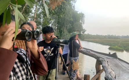 Vườn quốc Gia Tràm Chim: Du lịch sinh thái ý nghĩa, giáo dục “xanh” cho mọi lứa tuổi