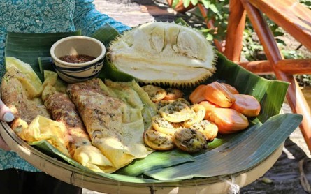 Bánh xèo sầu riêng, bánh khọt mít trên cù lao Thới Sơn níu chân du khách