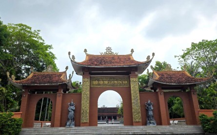 Mùa Vu Lan đi đâu? Gợi ý những điểm hành hương ý nghĩa ở miền Tây