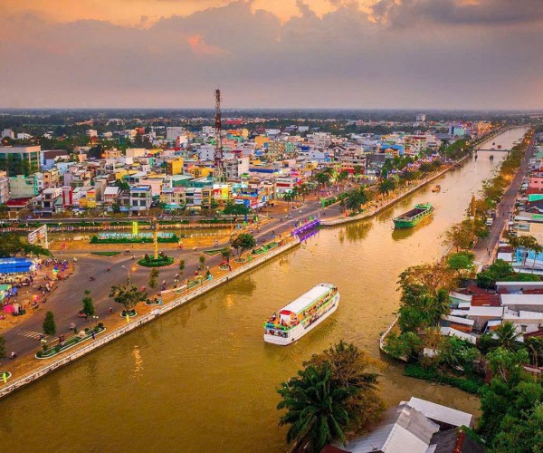 Duthuyencanthohaugiang 1