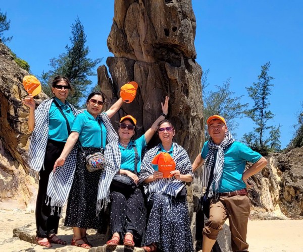 Tour Quang Binh Bien Da Nhay