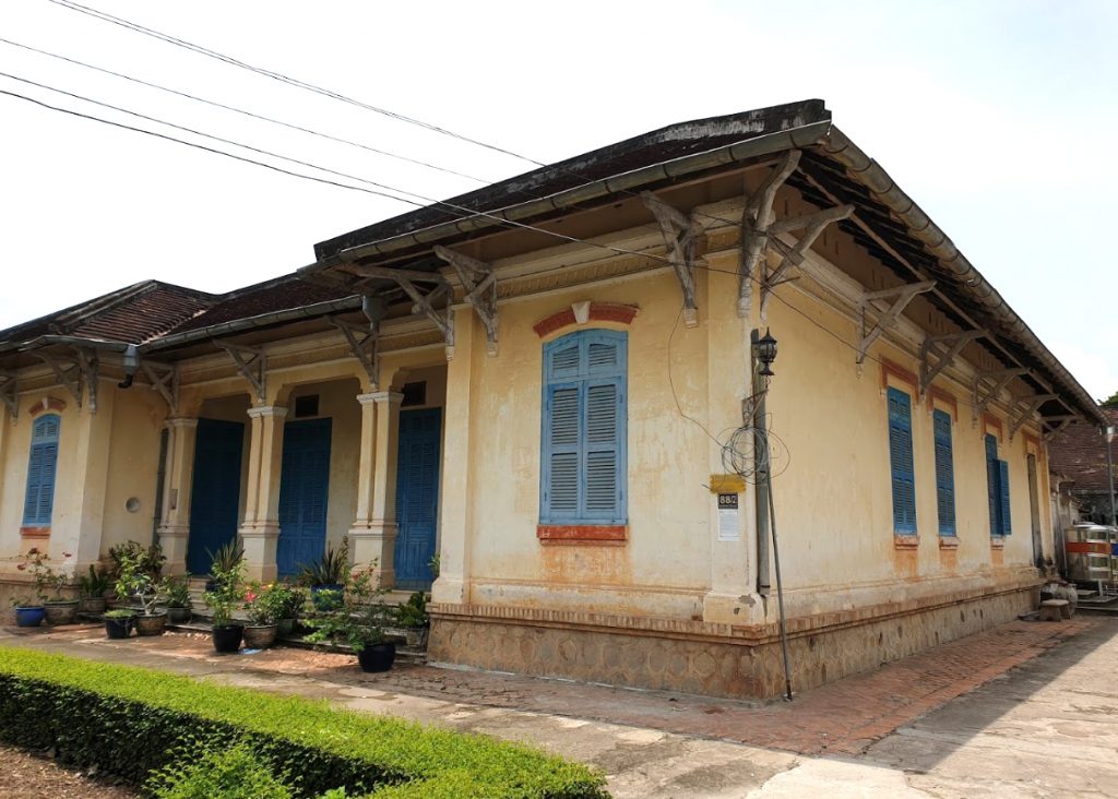 nha co tran ba the 1 - Du Lịch Miền Tây