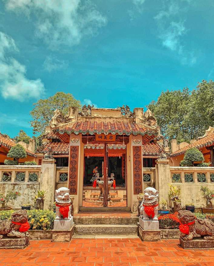 Lăng Mạc Cửu