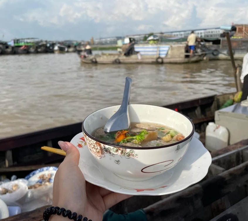 Chợ Nổi Long Xuyên