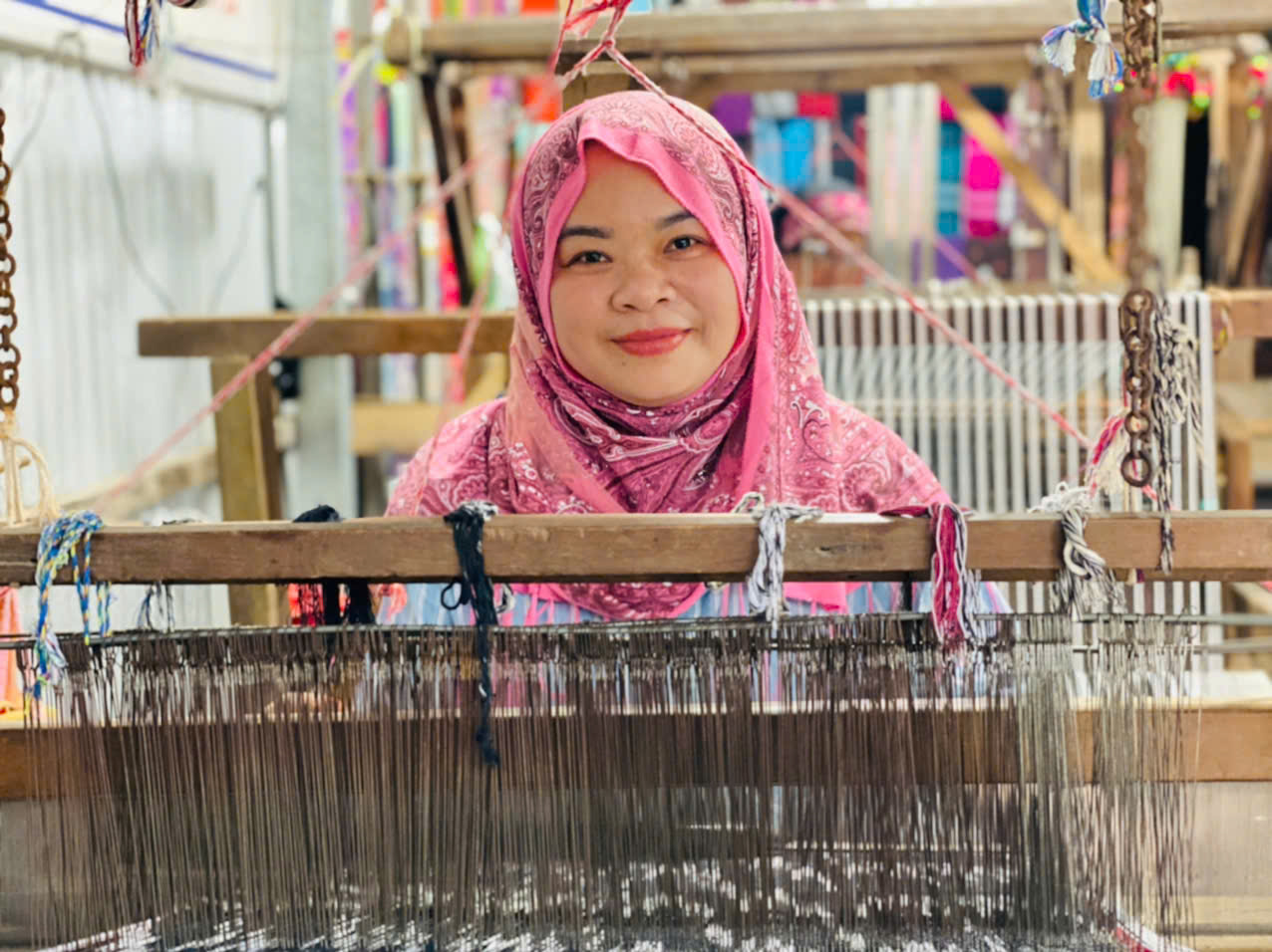 Tìm hiểu nghề dệt thổ cẩm truyền thống của người Chăm