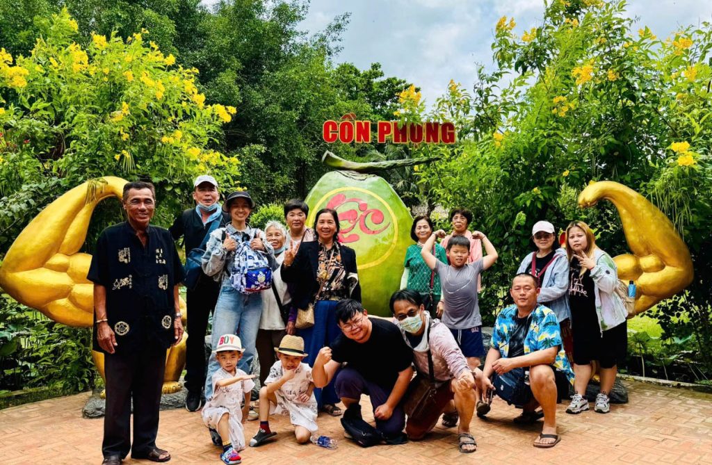 Thám Hiểm MeKong cùng gia đình tham quan Cồn Phụng