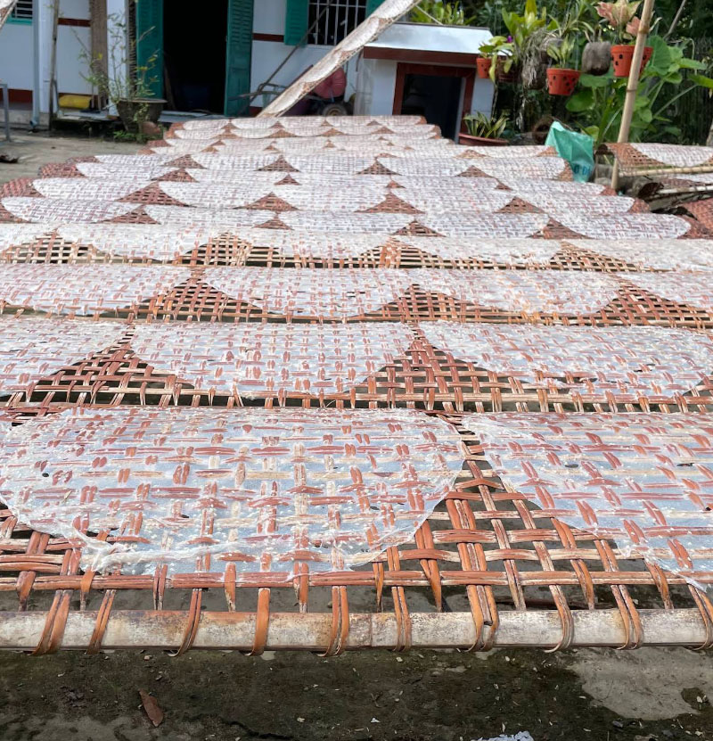 Làng nghề làm bánh tráng Cù Lao Mây