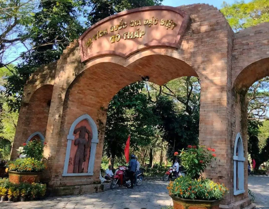 Khu di tích Gò Tháp