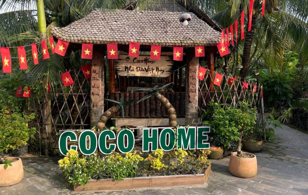 Nhà Dừa trên Cù Lao An Bình